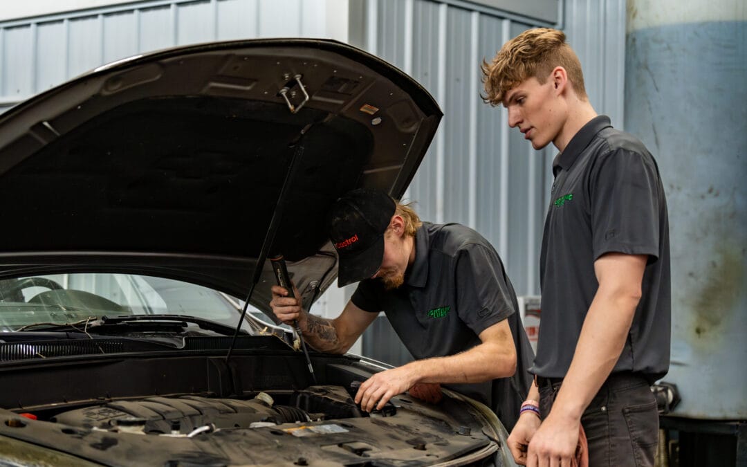 5 Ways Lightning Lube Gives Your Car VIP Treatment